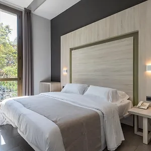 2* Pensión Plaza Goya